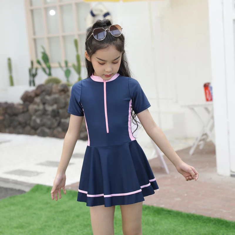 Цельный купальник для девочек, купальник на молнии с короткими рукавами, юбка для летних каникул со встроенными шортами, пляжная одежда, платье для плавания, купальные костюмы