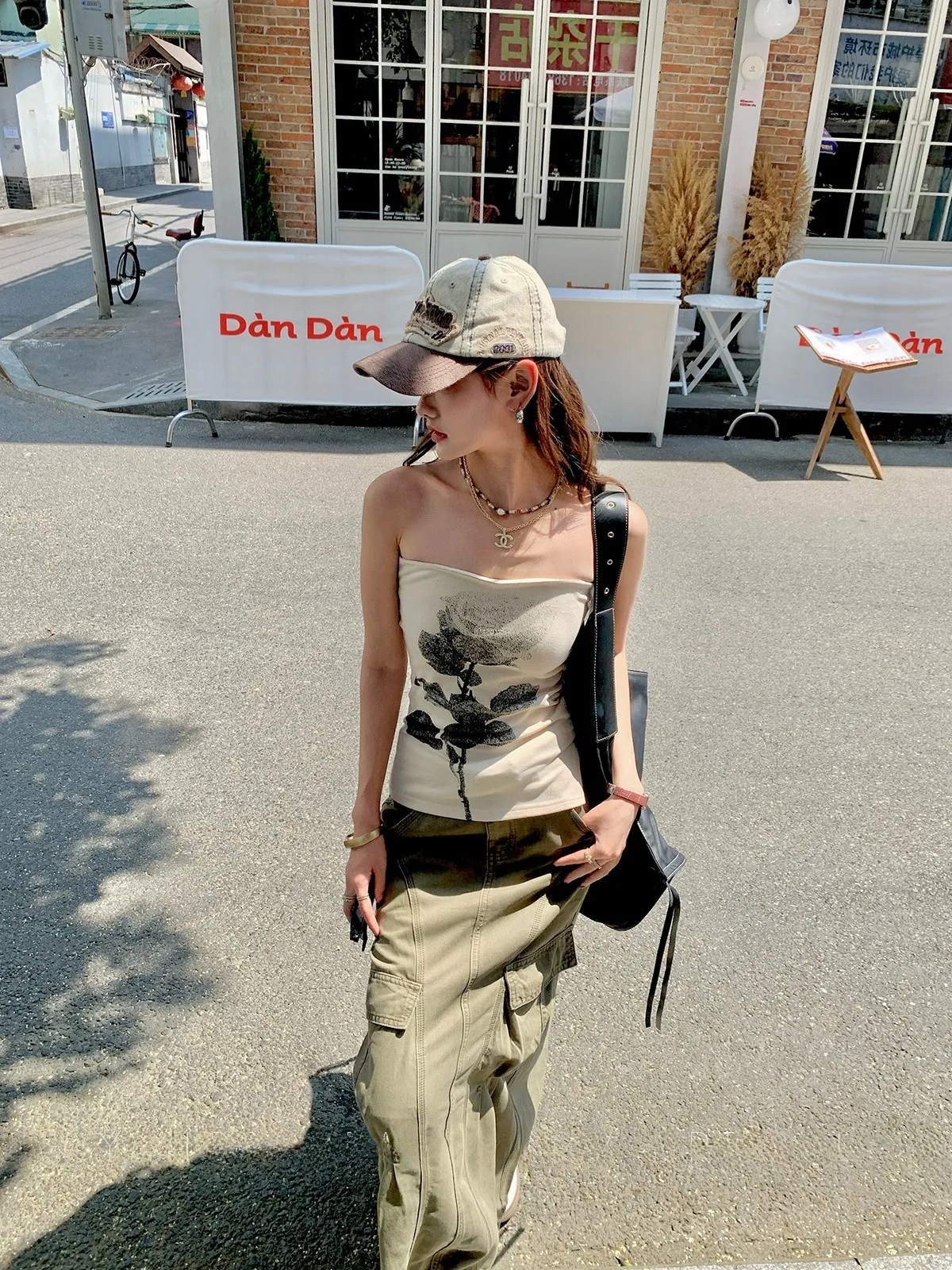 

White Vintage Rose Print Crop Top Women's Slim Fit Summer New Sle Spicy Girl Vest Faionable Casual Cotton Blend Tank Top