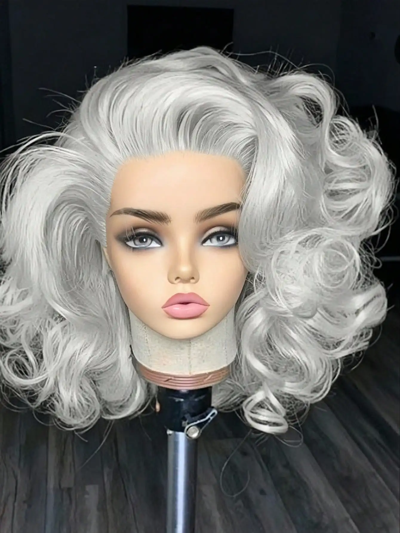 

180 Density Grey Body Wave Wig Human Hair 13x4 HD Transparent Lace Front Wig Human Hair 180 Density Lace Front Wigs for Women Human Hair Wig Pre Plucked Glueless Natural Hairline with Baby Hair Daily Wear Beginner Friendly for Party Daily Wear