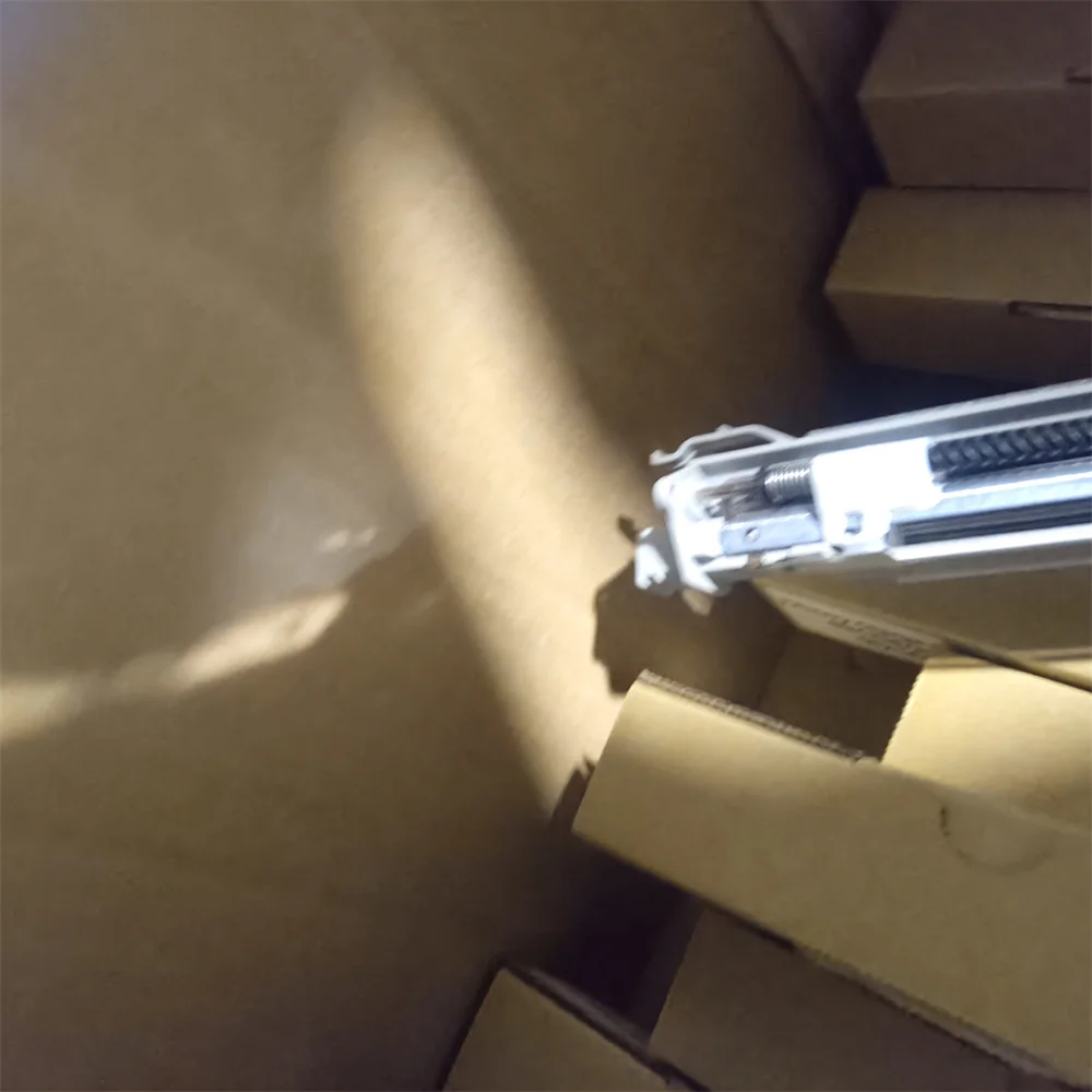 

1X MX60 Корона зарядки CCASZ0360DS54 для Sharp MX3050 MX3060 MX4050 MX4060 MX4070 MX5050 MX5070 C5081 C6081 SF S501 S601