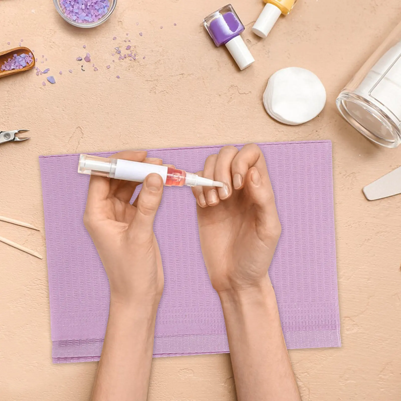 

125Pcs Nail Table Mats Disposable Manicure Desk Pad Portable Lightweight Professional Nail Salon Supplies