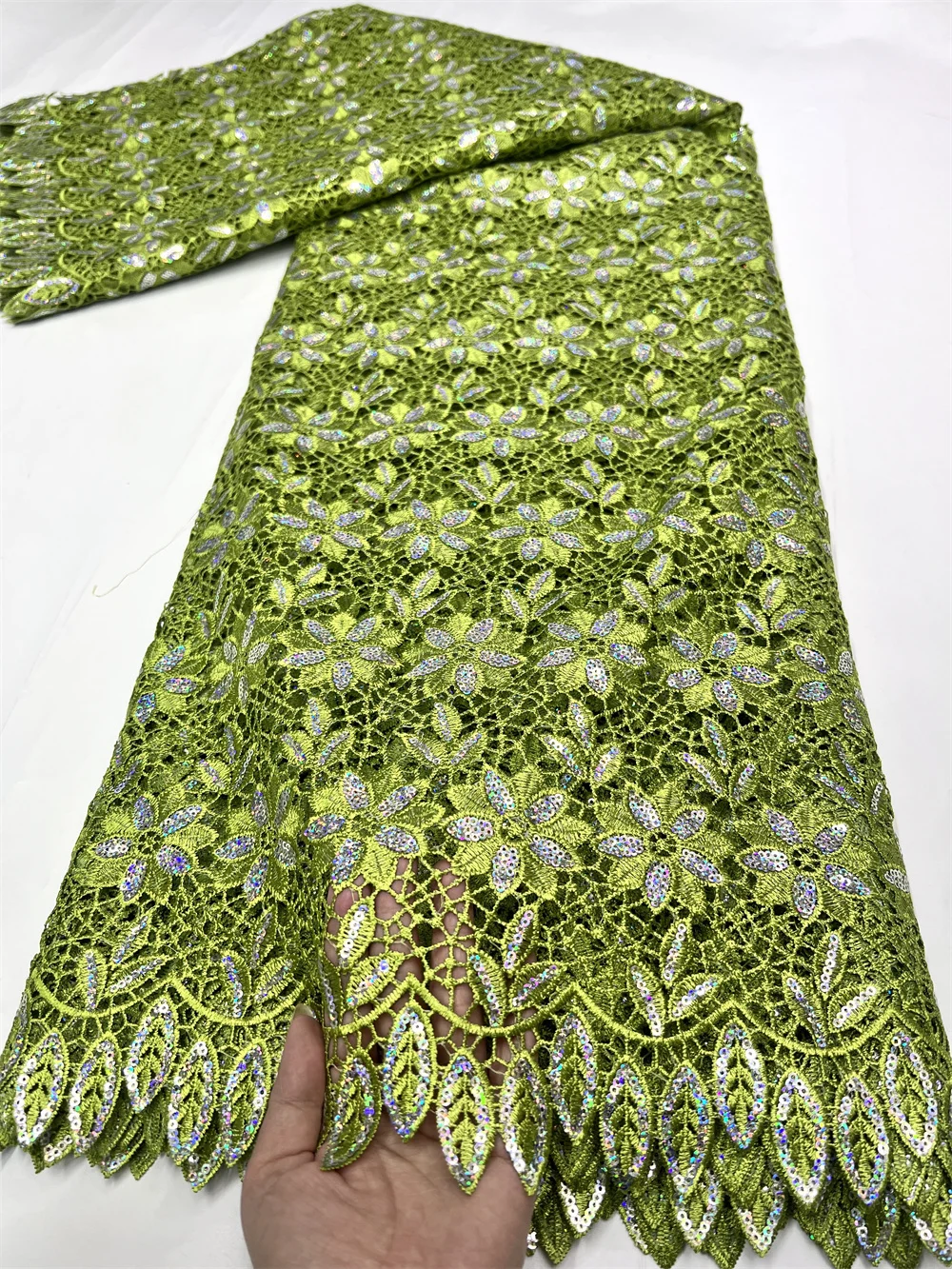 

African Water Soluble Lace Sequins Fabrics Nigerian Guipure Cord Lace Fabric For Women Dress Wedding 2025 High Quality 5 Yards