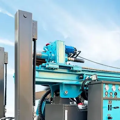 Customized Crawler Well Drilling Machine Soil Rock Drilling Equipment 200m Deep Water Well Drilling Hot Sale
