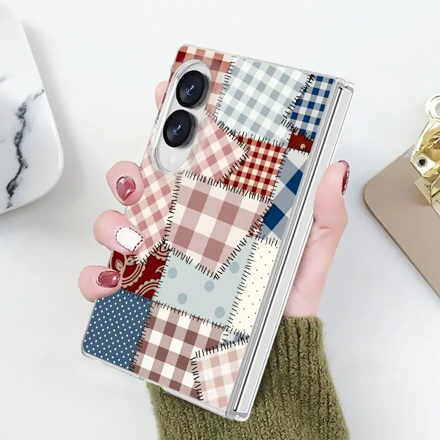 Case for Samsung Galaxy Z Fold 8 PC Hard Luxury ZFold8 ZFold 8 Phone Funda Fabric Bear Pattern