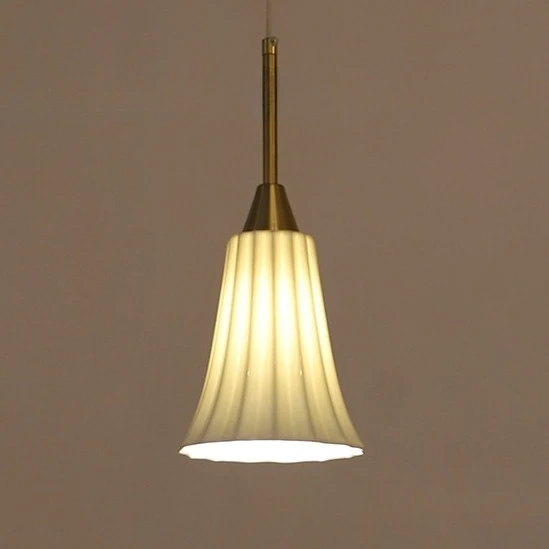 

Fleeting small chandelier, medieval modern simple ceramic French American restaurant bar counter balcony bedroom bedside lamp