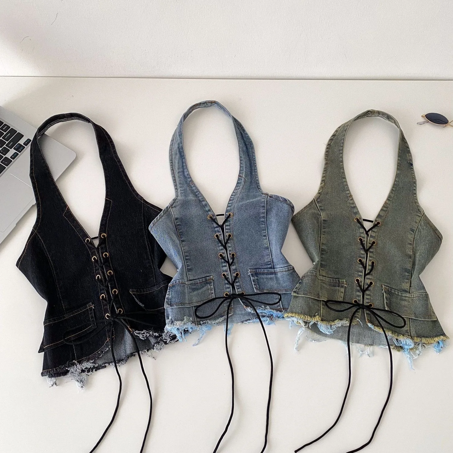 

Girls Denim Halter Top Camisole 2026 Summer New European and American Style Lace Up Slim Fit Hanging Neck Backless Top Trendy