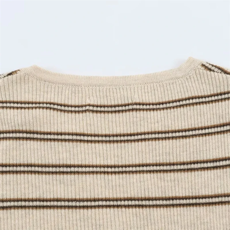 KEYANKETIAN 2026 Spring New American Retro Striped Knit Henley Top Women Slim Fit V Neck Long Sleeve Button Detail Pullover Thin