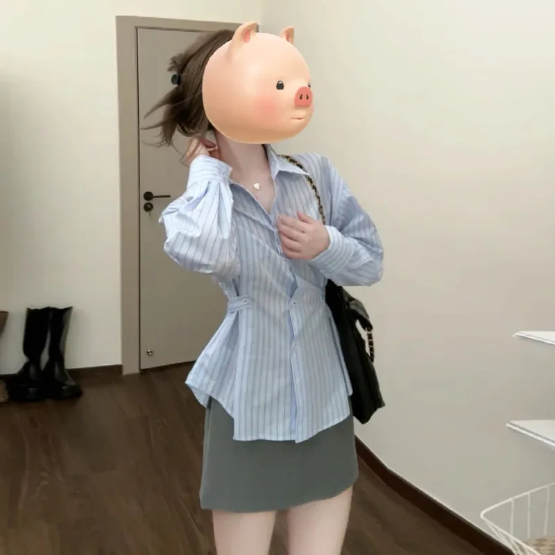 

2025 Early Autumn New French Unique Stunning Blue Striped Shirt For Women High-End Feel Waist-Cinching Long Sleeve Top