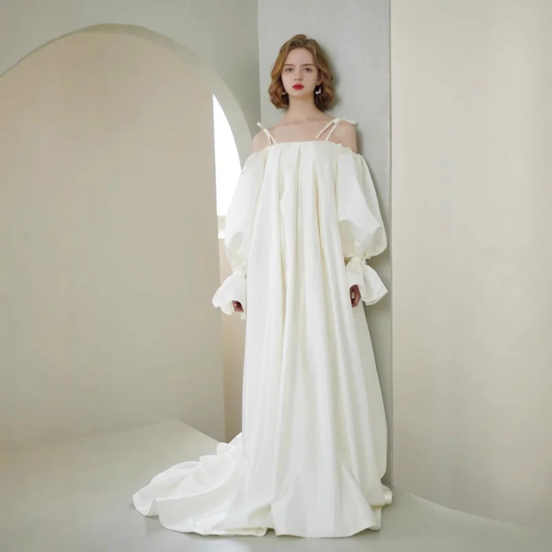 Новое потрясающее винтажное атласное свадебное платье во французском стиле с открытыми плечами и пышными рукавами, прозрачное платье в лесном стиле для путешествий