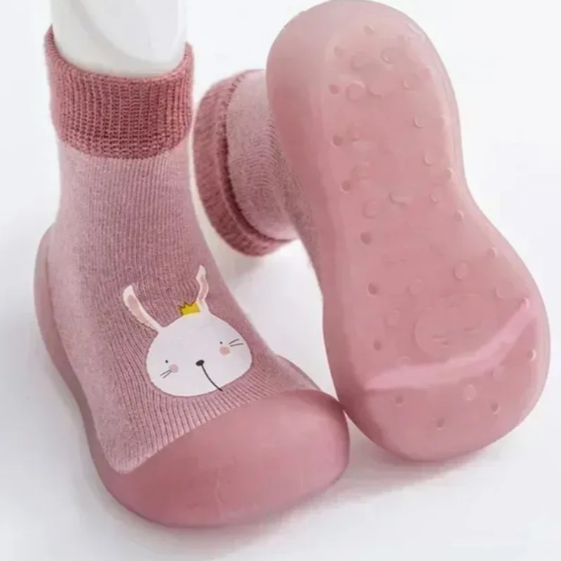 

Классический стиль, новые детские носки и обувь на мягкой подошве с героями мультфильмов, бронзовые детские домашние прогулочные туфли, детский сад, пчела