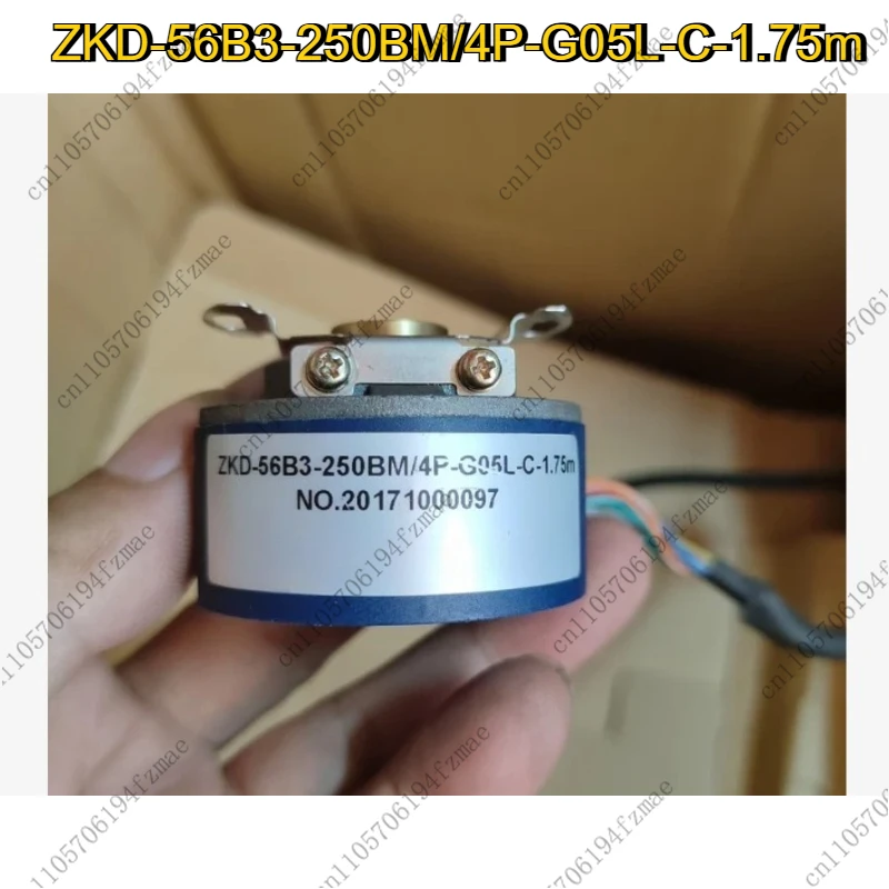 Accessorieszkd-56B3…