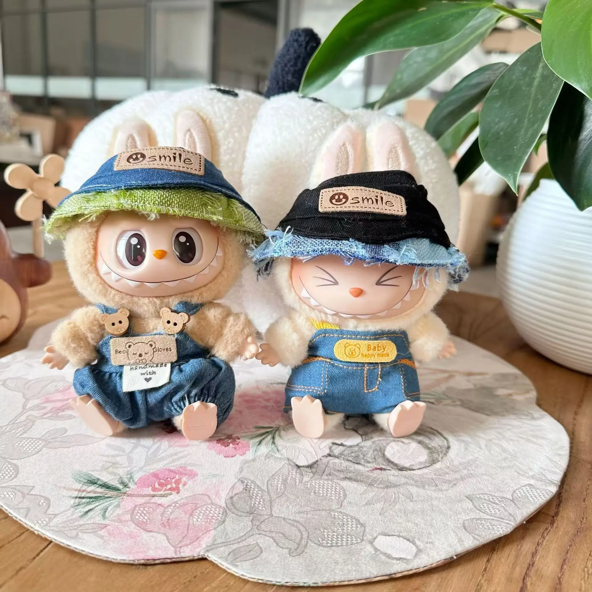 17 ซม.Labubu II กางเกง Idol ตุ๊กตานั่งน่ารัก Mini Plush ตุ๊กตาเสื้อผ้าชุดเสื้อผ้าอุปกรณ์เสริมสําหรับเกาหลี Kpop Exo