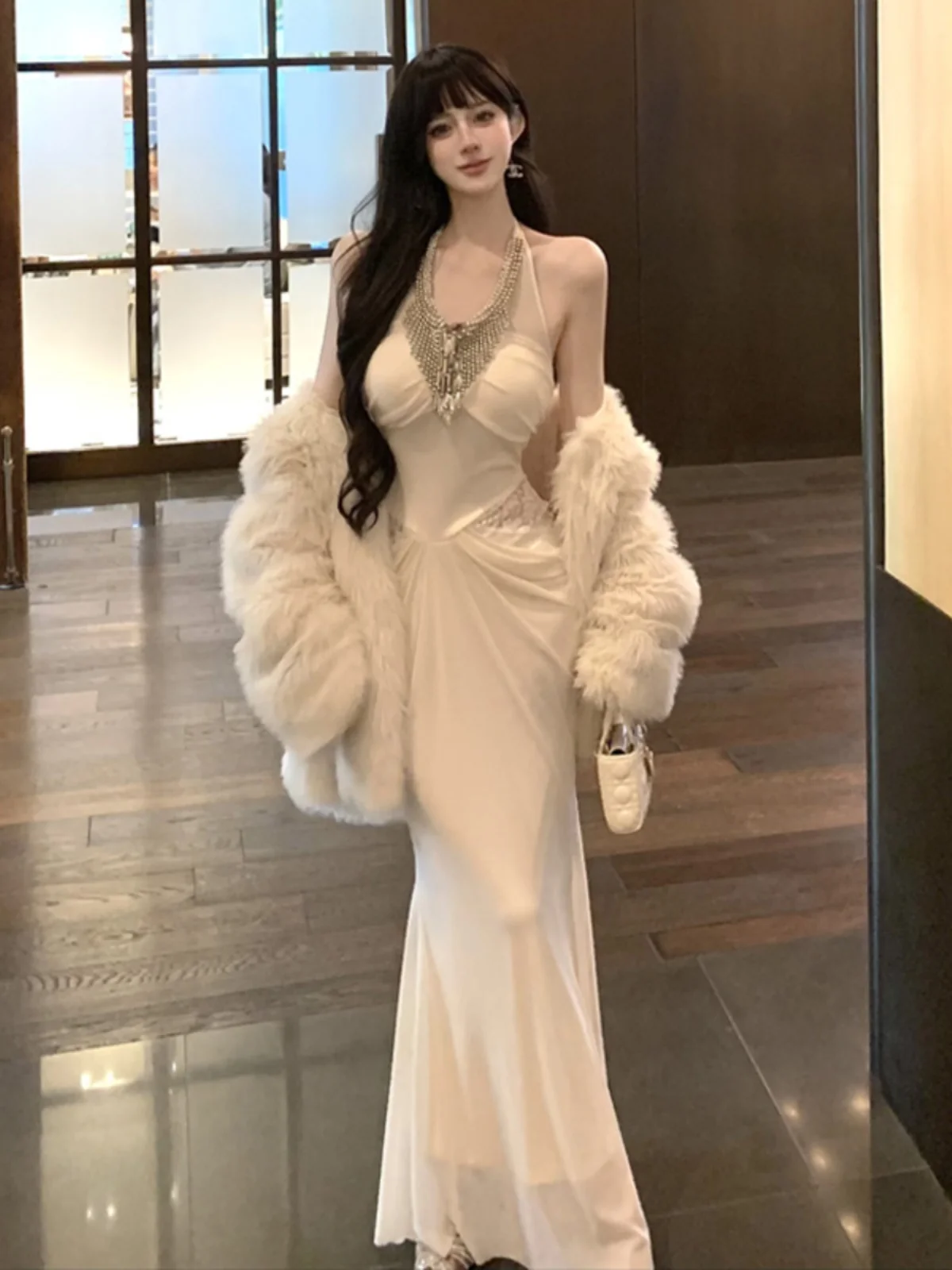 

Ele Long Skirt with Pearl Beads Ne Hanging Wrap around Body Design for Year End Dinner Par Pleated High Faion Lady