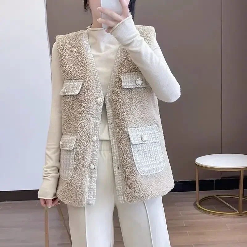 Lamb Plush Waistcoat Woman Off-white Loose Casual Trend 2024 Vest for Women Korean Style Classic Demi-season Insulated Cheap