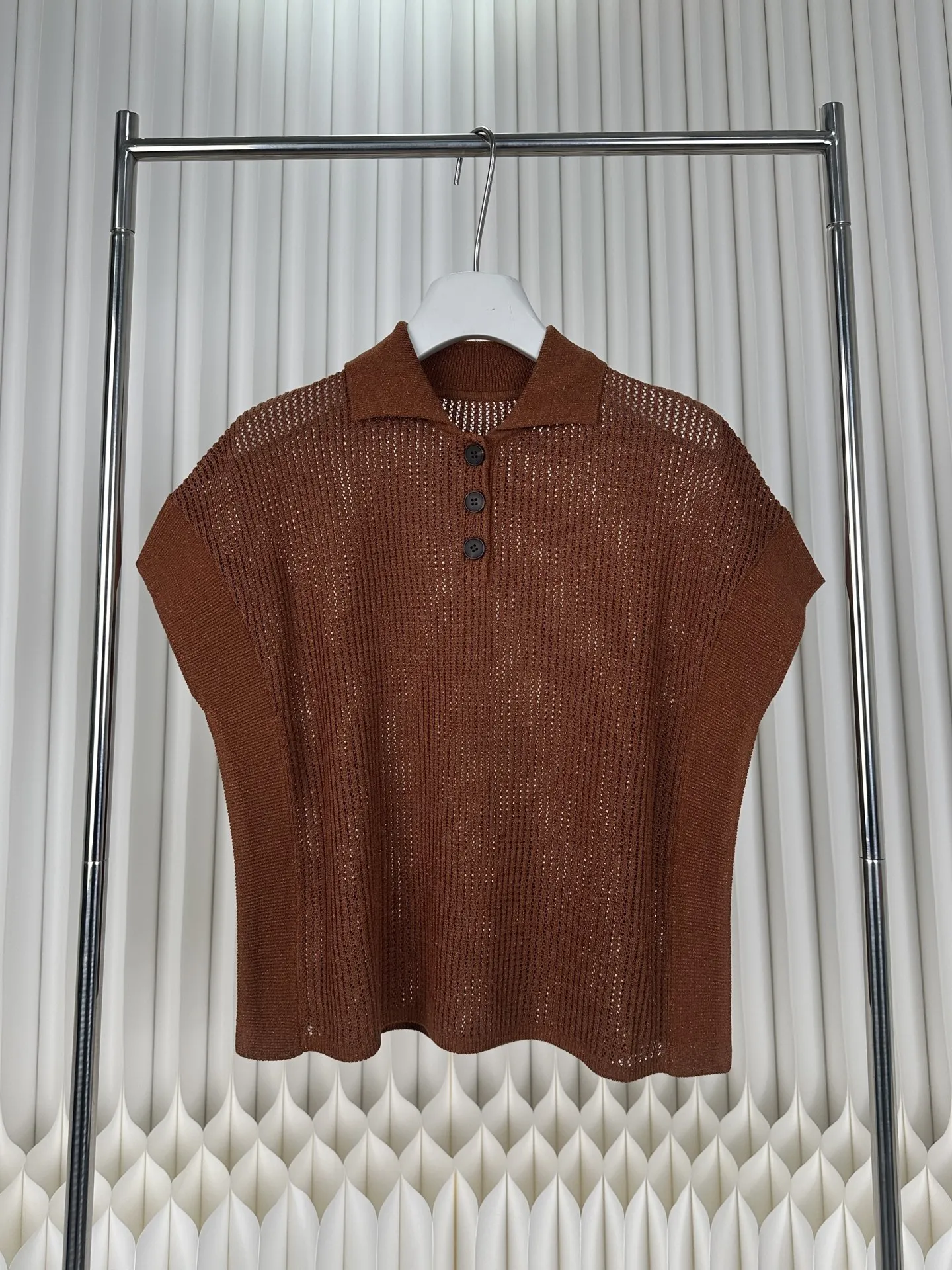 

2026 Spring/Summer New Arrival: Women's Linen Mesh Knit T-Shirt — Stylish Short-Sleeve Casual Top