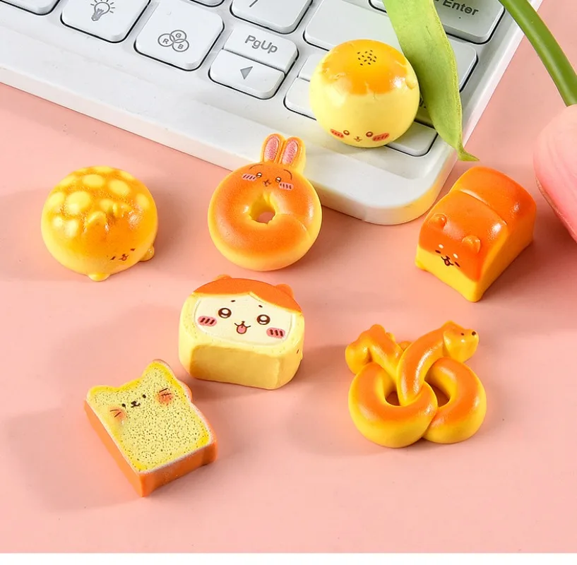 New Creative Chiikawa Dessert Bread Keychain Kawaii Funny Pendant Anime Accessories Bag Decoration Girl Toy Ins Trendy Fine Gif