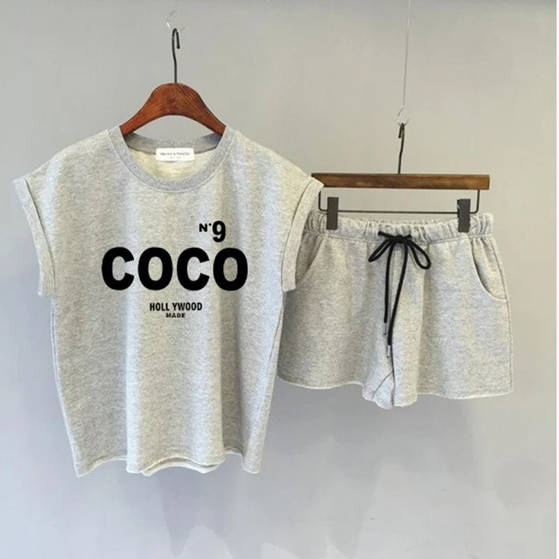 

Large Size Casual Sports Set for Women Summer 2026 New Fashion Korean Loose Slimming Two-Piece Set Cotton Blend Material