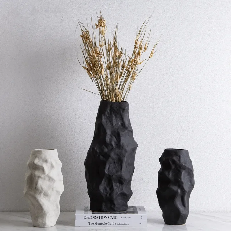 

Irregular Ceramic Vase Black and White Abstract Simulation Stone Coral Flower Handicraft Ornaments Decoration