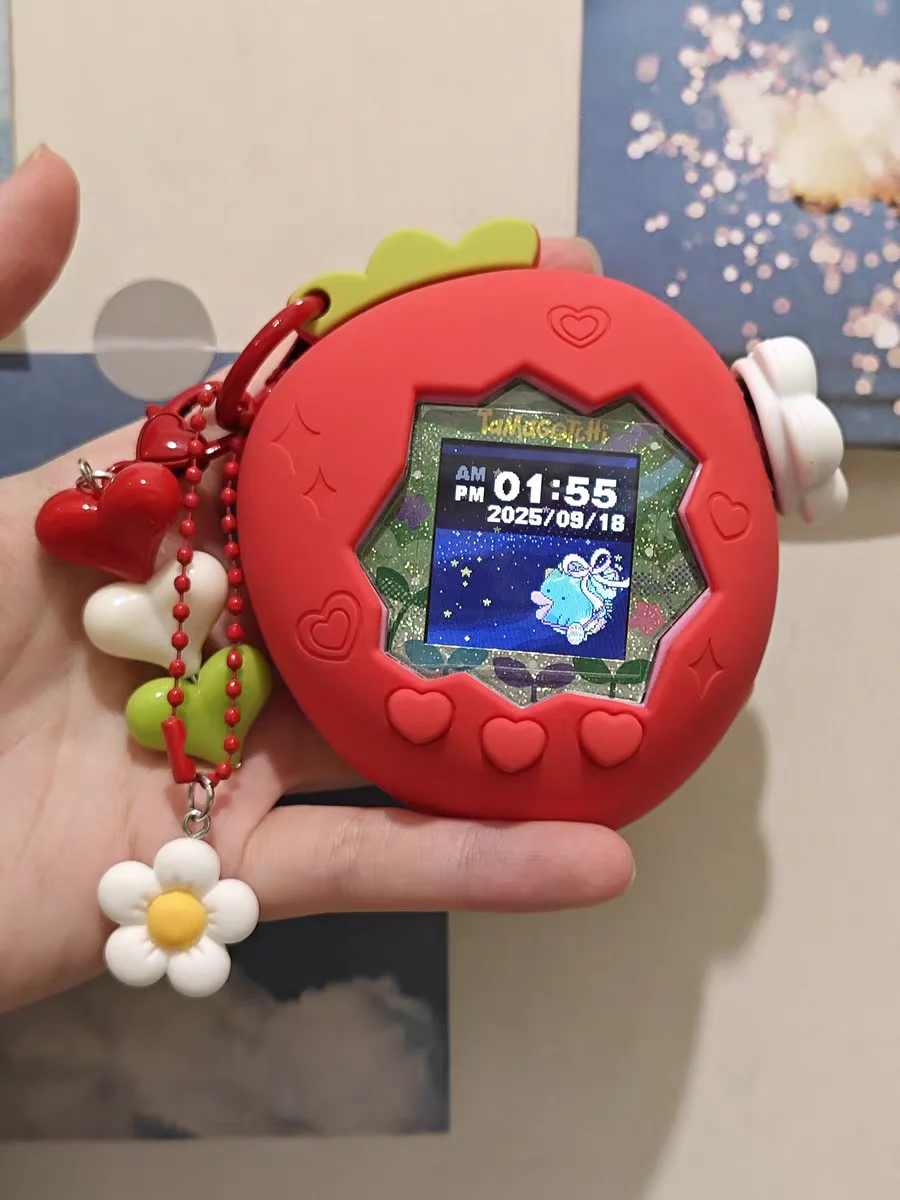لعبة Tamagotchi Uni Electronic Pet مع غطاء حماية من السيليكون باللون الأحمر/الأخضر والتفاح/الفراولة