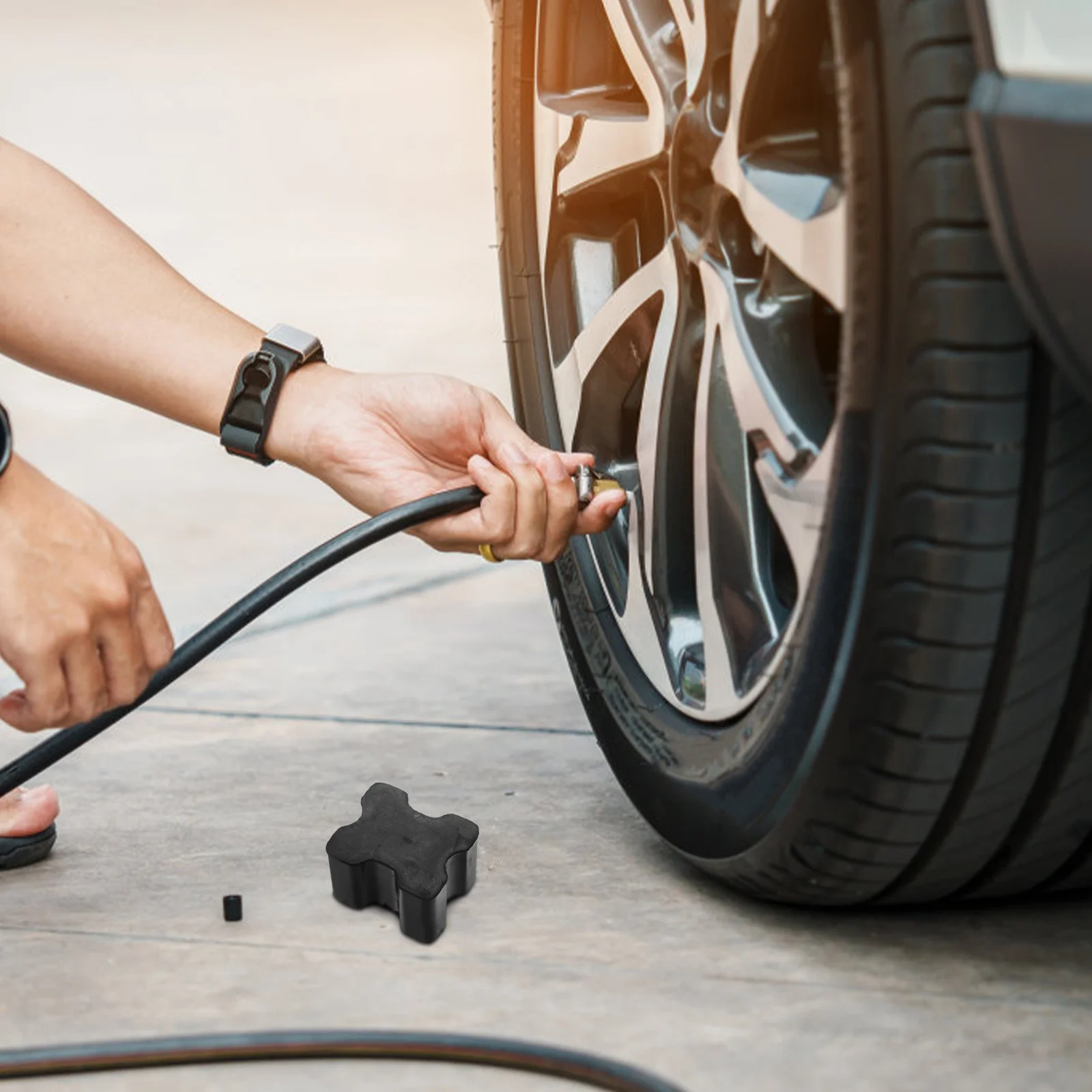 

4Pcs Black Spiral Spring Shock Absorber Pads Compatible for 1-1.5 Inch Coil Springs Vehicle Suspension Cushion for