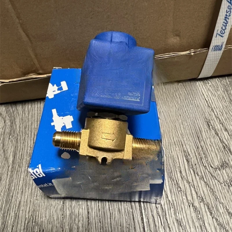 Cold storage refrigerant solenoid valve 6mm type HF2 220V 1020/2