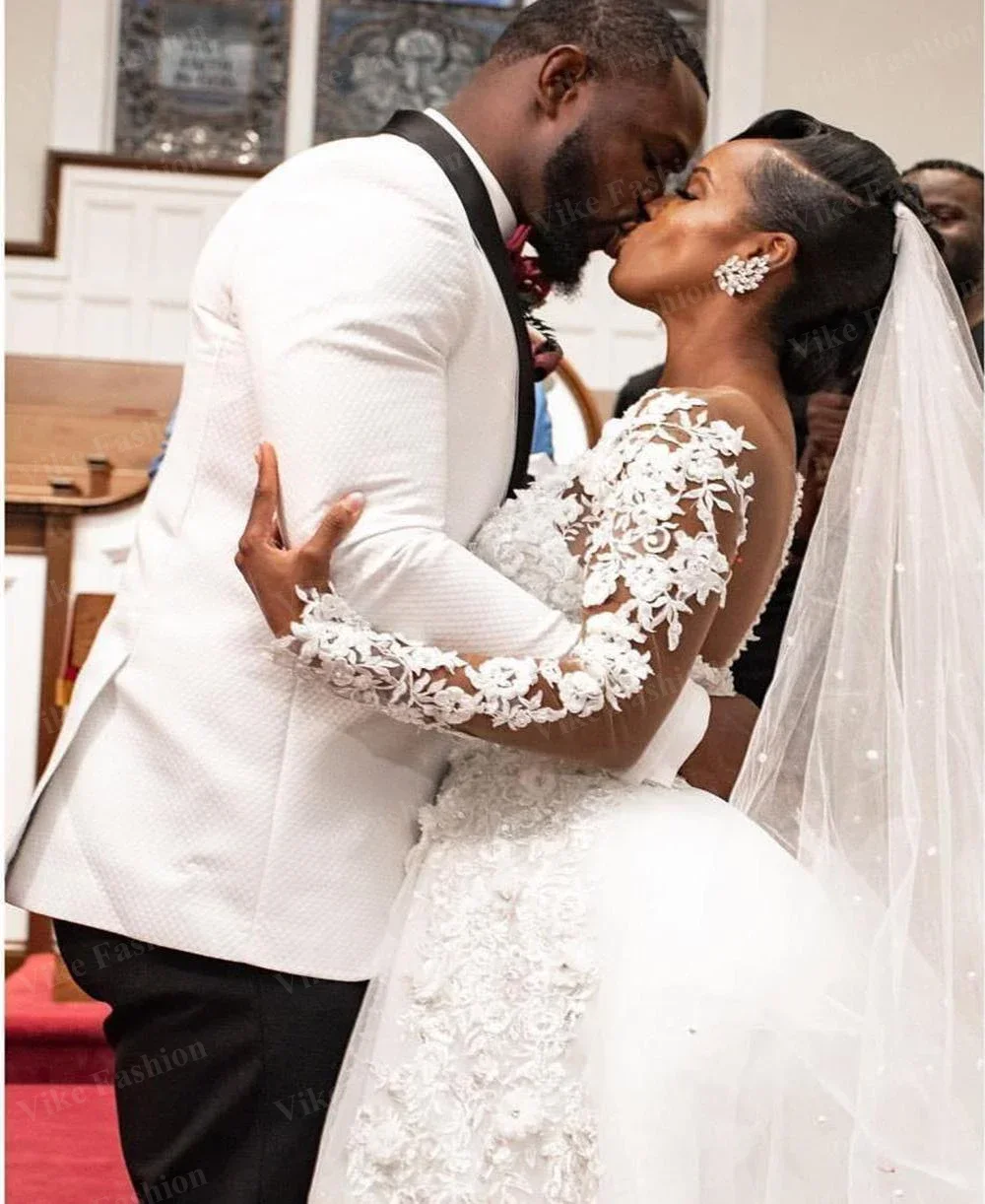 맞춤형 아프리카 플로럴 레이스 볼 웨딩 일루전 롱 슬리브 아플리케 비즈 장식 신부 드레스 채플 트레인 드레스 베스티도스