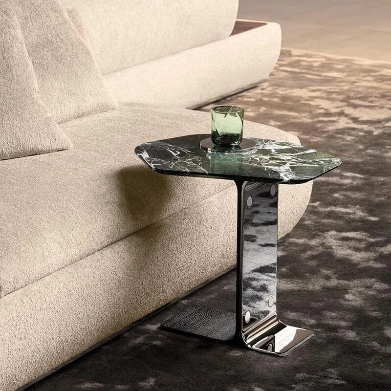 

Italian minimalist marble edge, stainless steel corner