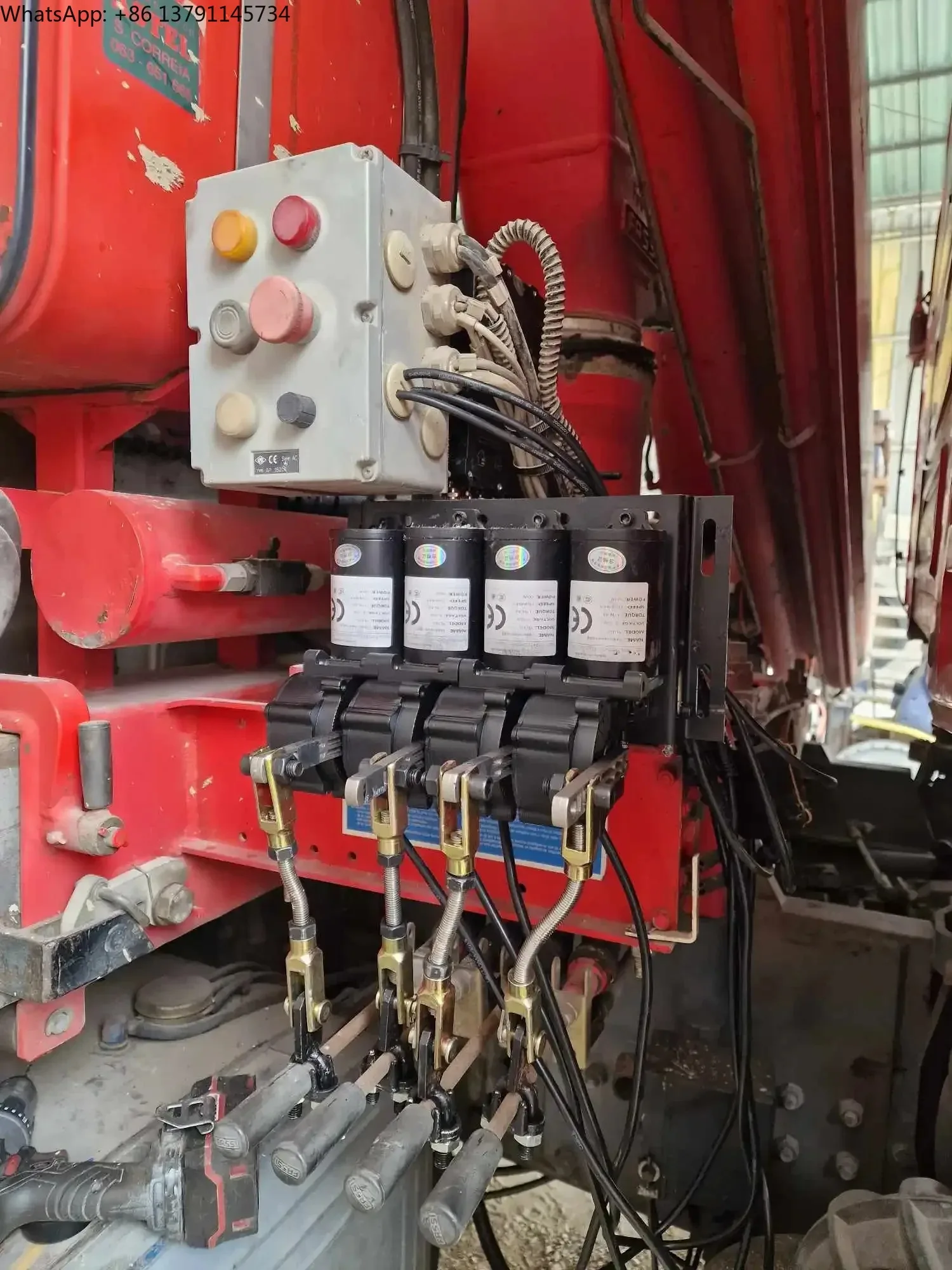 

4 Joystick IP68 Water Proof Crane Remote Control for Truck-mounted Crane Use Motor Contacted with Joysticks