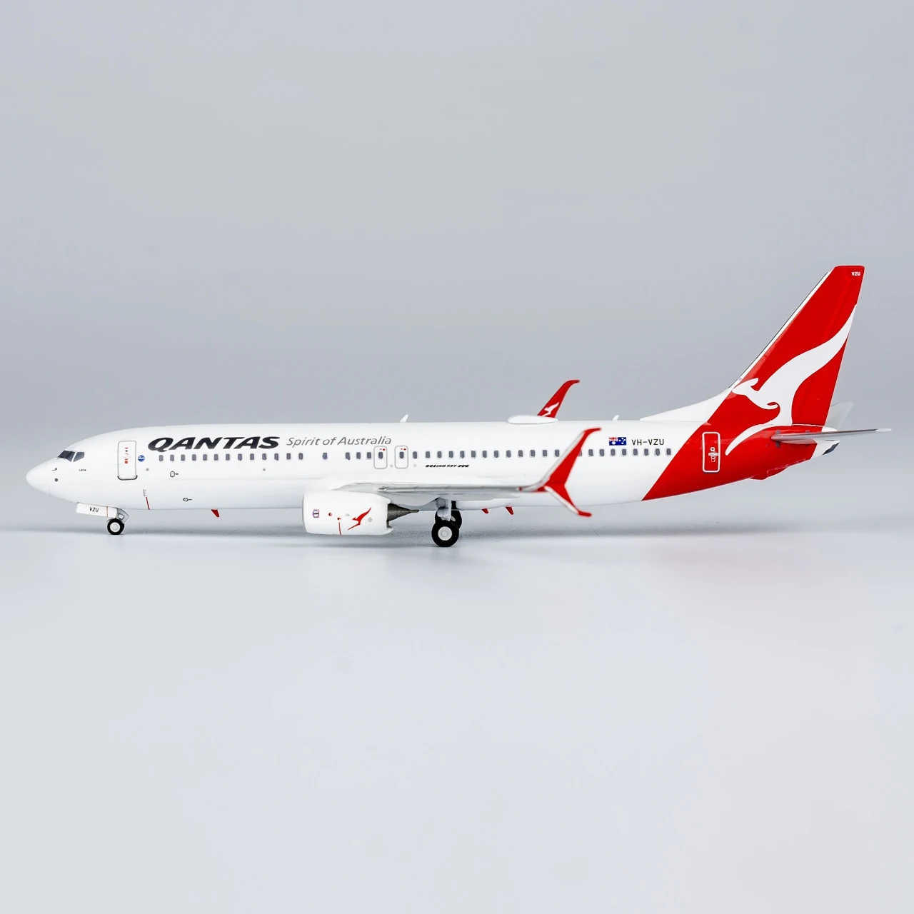 58236 Alloy Collectible Plane Gift NG Model 1:400 Qantas Airways Boeing B737-800 Diecast Aircraft Jet Model VH-VZU