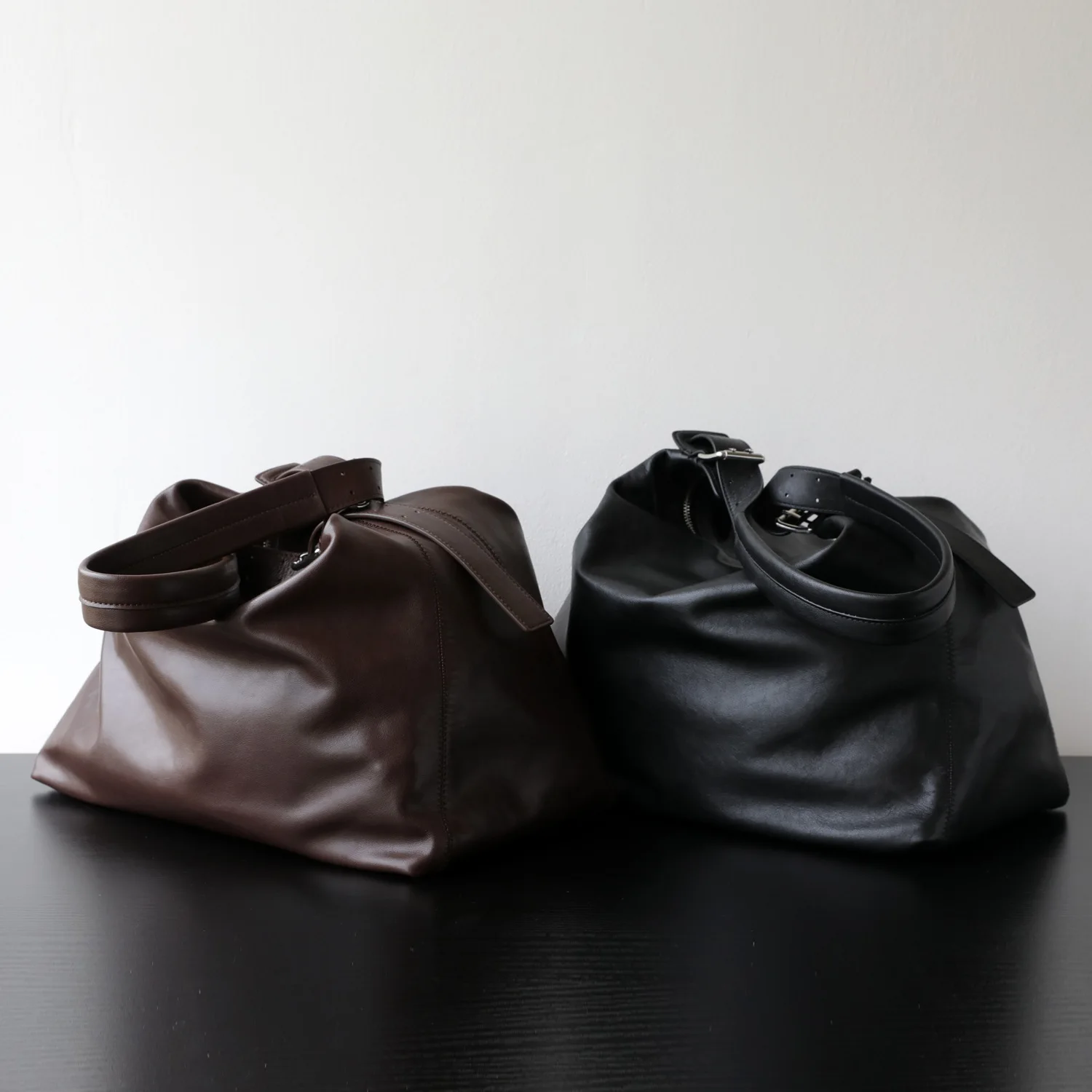 

2026 New Fashion Vegetable Tanned Cowhide Neutral Simple Wind Large Capacity Shoulder Bag Retro Versatile Lazy Messenger Bag