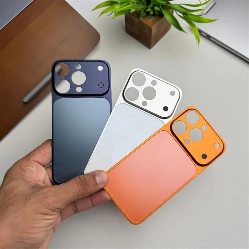 Fotografia 3: Capa Traseira de Metal para iPhone 17 Pro Max (compatível com iPhone 16, 15, 14, 13 Pro Max, 16 Pro, 15 Pro, 17 Pro) com Adesivo Conversor de Capa Traseira