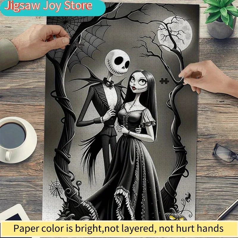 

Пазл с изображением лунной сценой с Джеком и Салли из фильма «Кошмар перед Рождеством», размером 75,01x50,01 см. Th