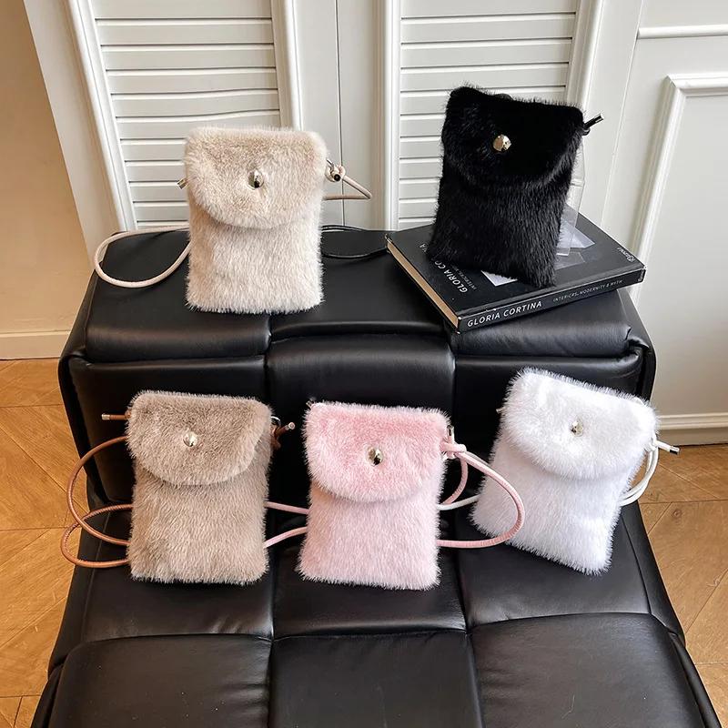 Autumn Winter Plush Women Crossbody Bag Single Shoulder Korean Edition Fashion Trend Korean Mini Simple 2026 New Flip Phone Bag