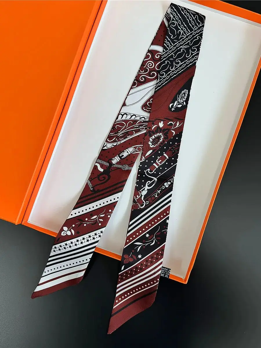 Fashion Design Women Scarf Luxury Brand Silk Scarf Hair Headband Foulard Skinny Bag Scarves Neckerchief Bag Decoration