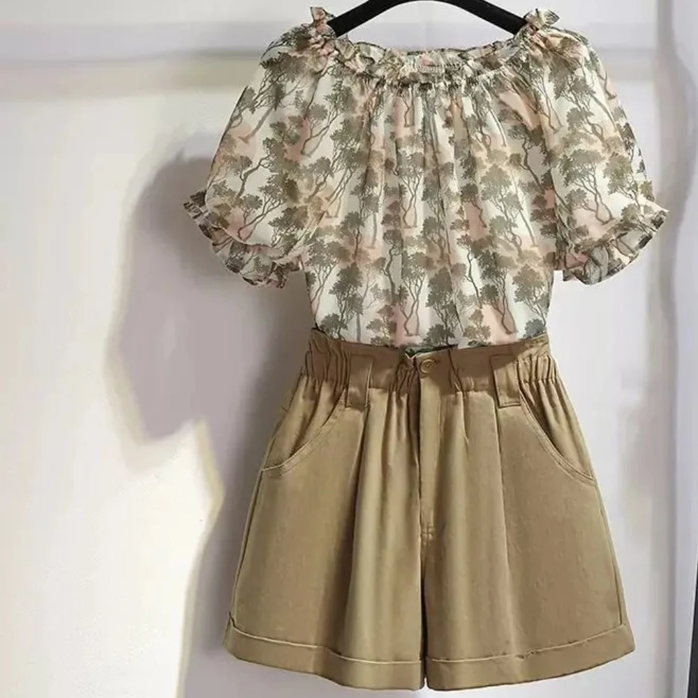 

Мешковатые женские короткие комплекты из 2 предметов: рубашки и блузки с принтом цвета хаки, женские шорты, роскошный комплект в полный комплект, женская одежда для отпуска, 2025 г.