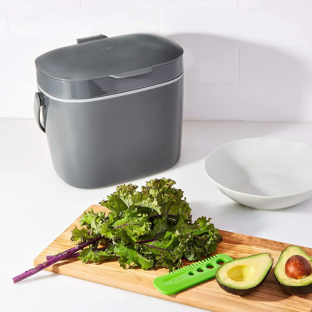 

Good Grips EASYCLEAN COMPOST BIN CHARCOAL 1.75 GAL 6.62 L