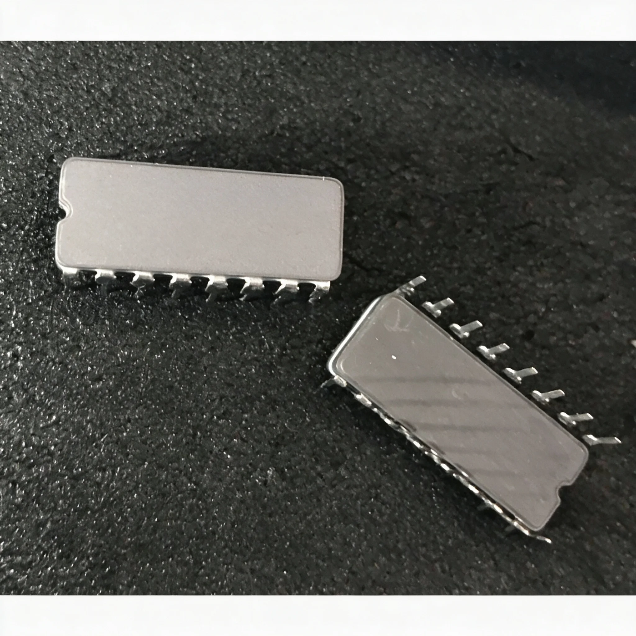 5piece AD652AQ AD652 CDIP-16 AD847AQ CDIP8