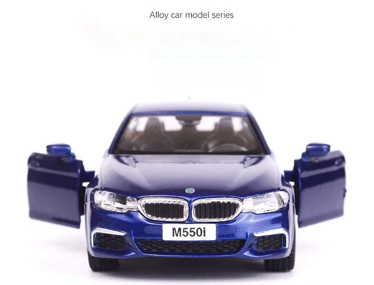 1:36 M550i M5 M2 M4 M5 Simulazione Modello di Auto Giocattolo In Lega Pressofuso Tirare Indietro Collezione Supercar Giocattoli Veicolo Per La Decorazione Regali
