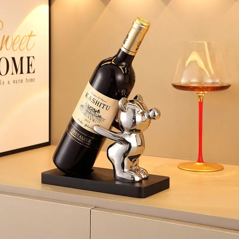 Bear wine rack cup holder home decoration, suitable for bars and restaurants, kitchen storage and storage, kitchen accessories.