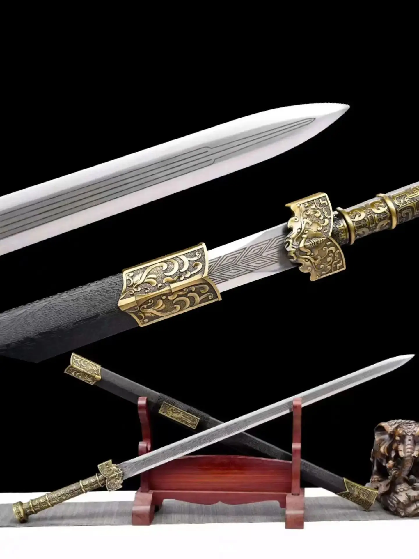 Chinese Kungfu King Han Battle Sword,Real Multi Refined High Manganese Steel Blade,Six Sided Integrated Forged,Unsharp