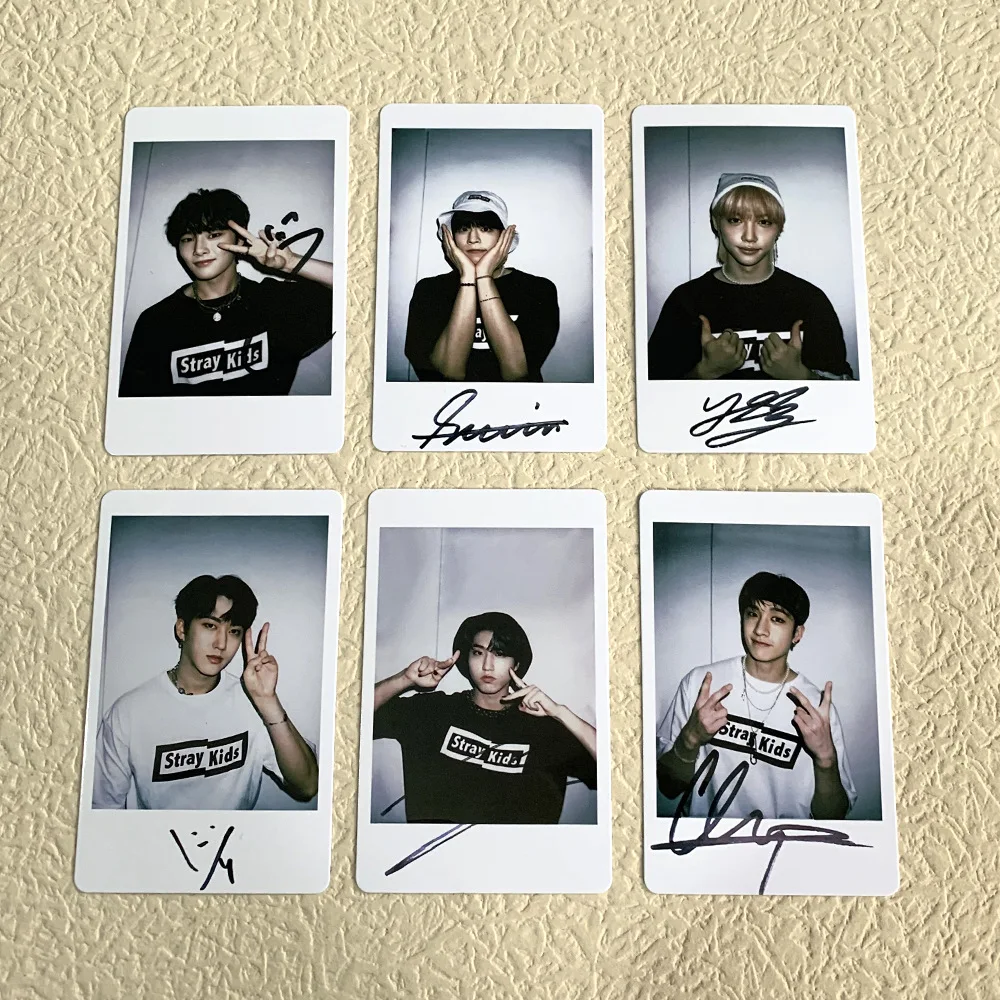 

STRAY KIDS Signature Polaroid LOMO Card Случайная маленькая открытка Специальное предложение Периферийная маленькая открытка Открытка SKZ