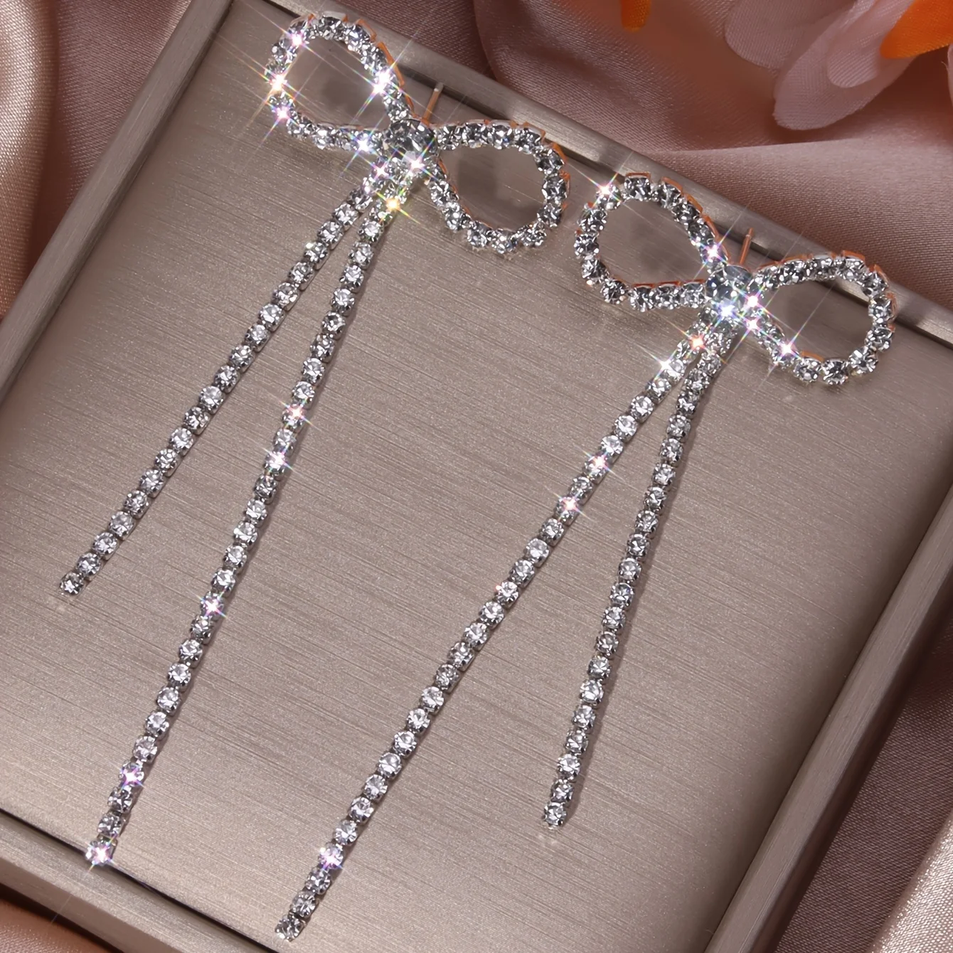 Luxury Fashion Bowknot Rhinestones Long Tassel Earrings for Women Silver Plated Ear Wedding Party Anniversary Gift Jewelry Mujer