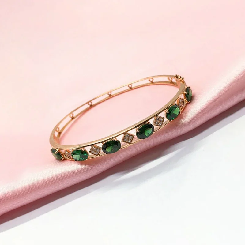 Exquisite emerald bracelet for women with hollowed out luxury design, copper plated rose gold bangles wedding jewelry