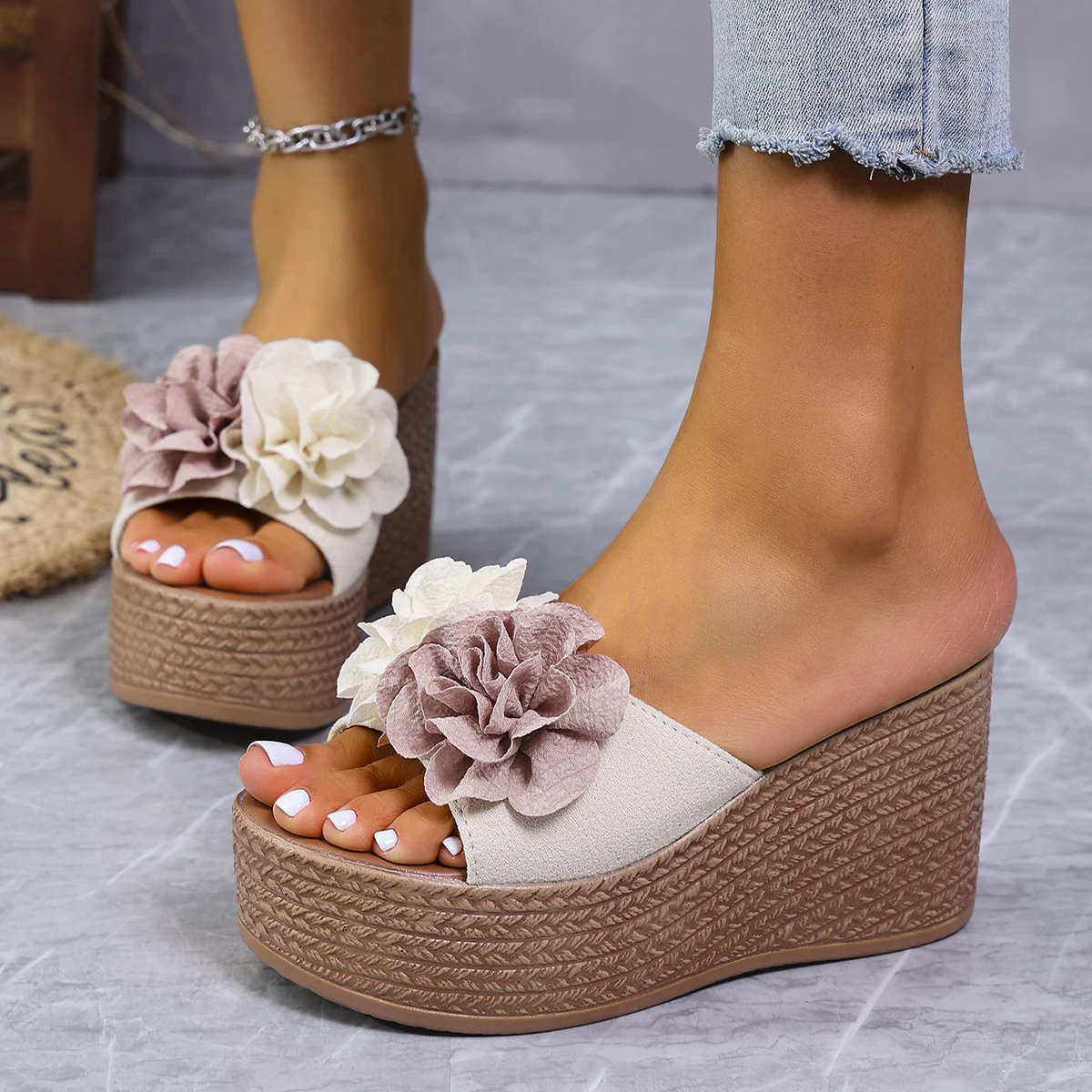 

Wedges Sandals Women Slippers Summer Beach Platform Shoes Flower Round Headed Solid Color Women High Heel Slippers Size 35-43