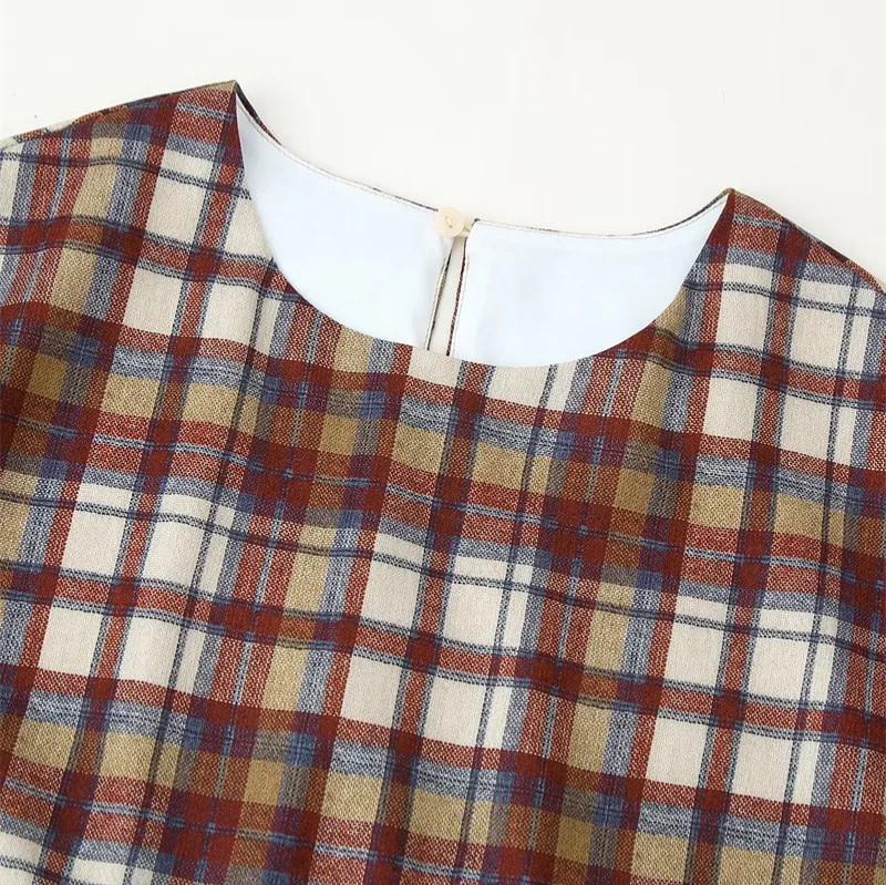 ชุดเดรสแขนยาวลายสก๊อตคอกลมสำหรับผู้หญิงพร้อมชายเสื้อระบายหลวม