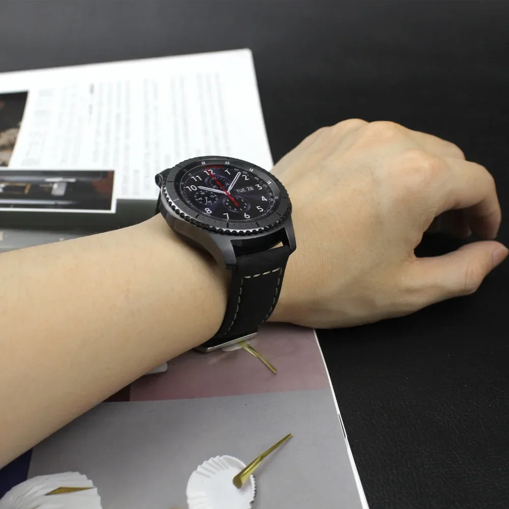 Cinturino in pelle da 22 mm per Samsung Galaxy watch 3 45mm/46mm Gear s3 Frontier braccialetto smartwatch Huawei watch GT-2-2e-pro GT2E cinturino