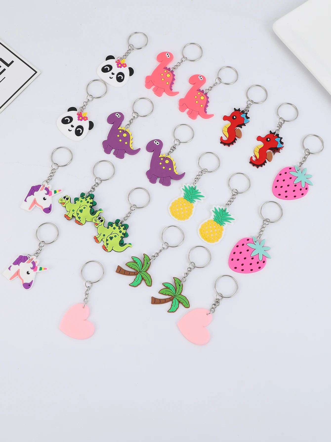 20PCS PVC Cartoon Dinosaurier Wassermelone Herz Schlüsselbund Schlüssel Ring Party Gefälligkeiten Urlaub Liefert Zurück zu Schule Geschenke – Detail 4