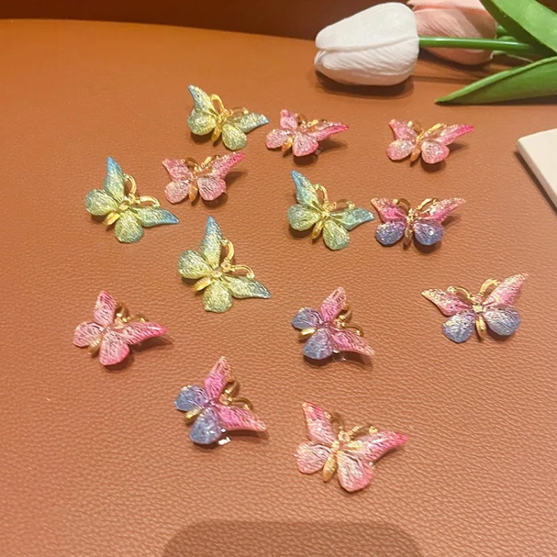 

Заколки-бабочки 3D с градиентным цветом для девочек, милые, нежные, нескользящие, мягкие, не повреждающие волосы, боковые аксессуары для челки