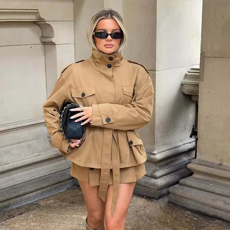 

YENKYE новый осенний женский укороченный плащ с высоким воротником, карманы с длинными рукавами и поясом, короткие ветровки, куртки