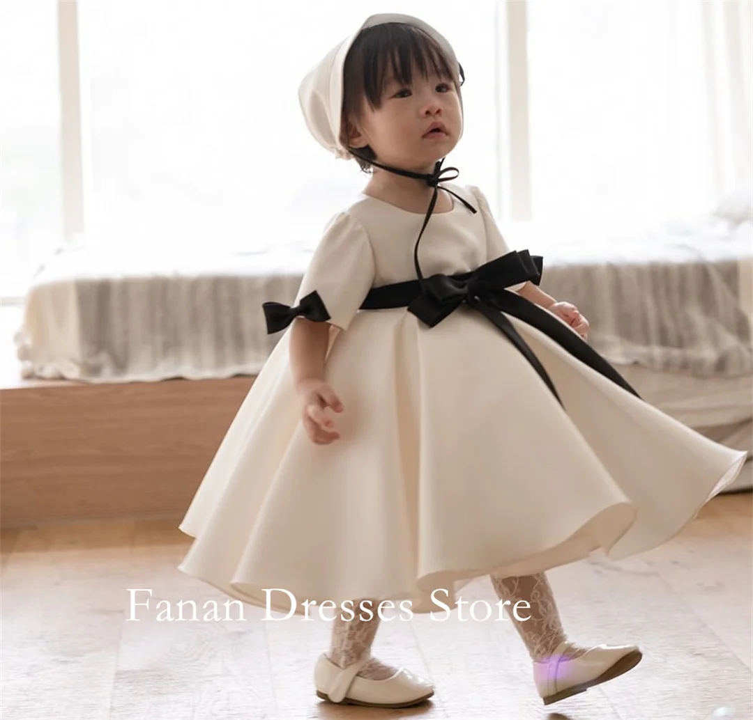 

FANAN Pretty Flower Girl Dresses White Black Bow Elegant Princess Satin Ball Gown For Kids Birthday Party First Communion Dress